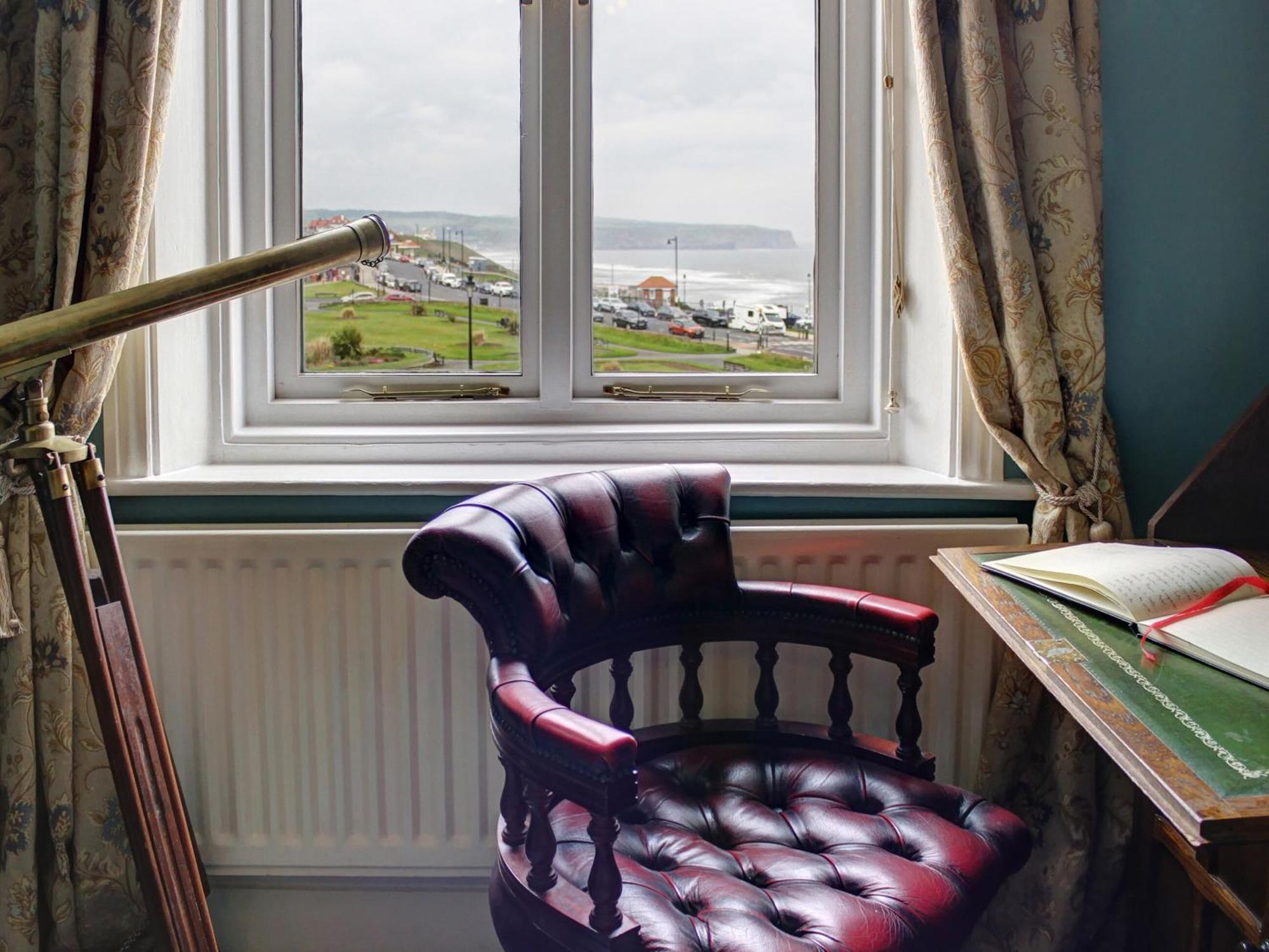 Holiday home Brams View *